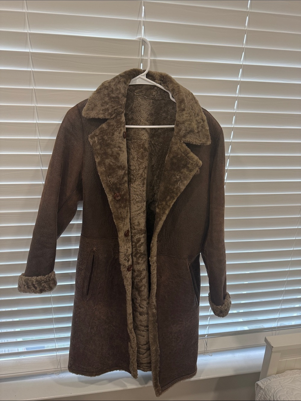 Vintage Elegancia 100% Shearling Coat